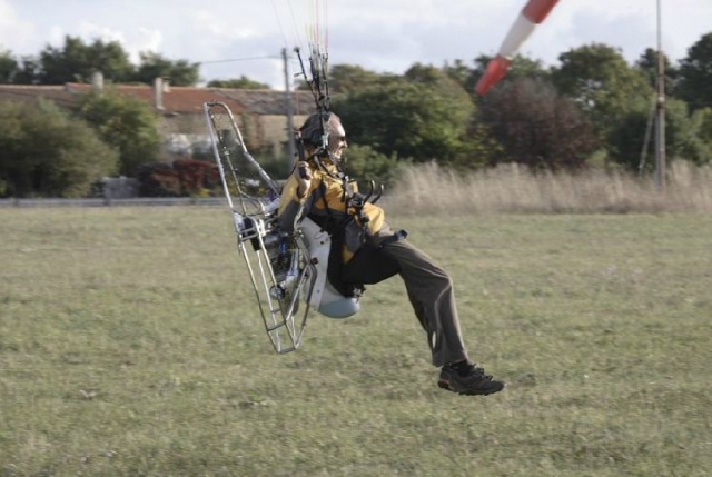  Comodidad y seguridad en un paramotor 